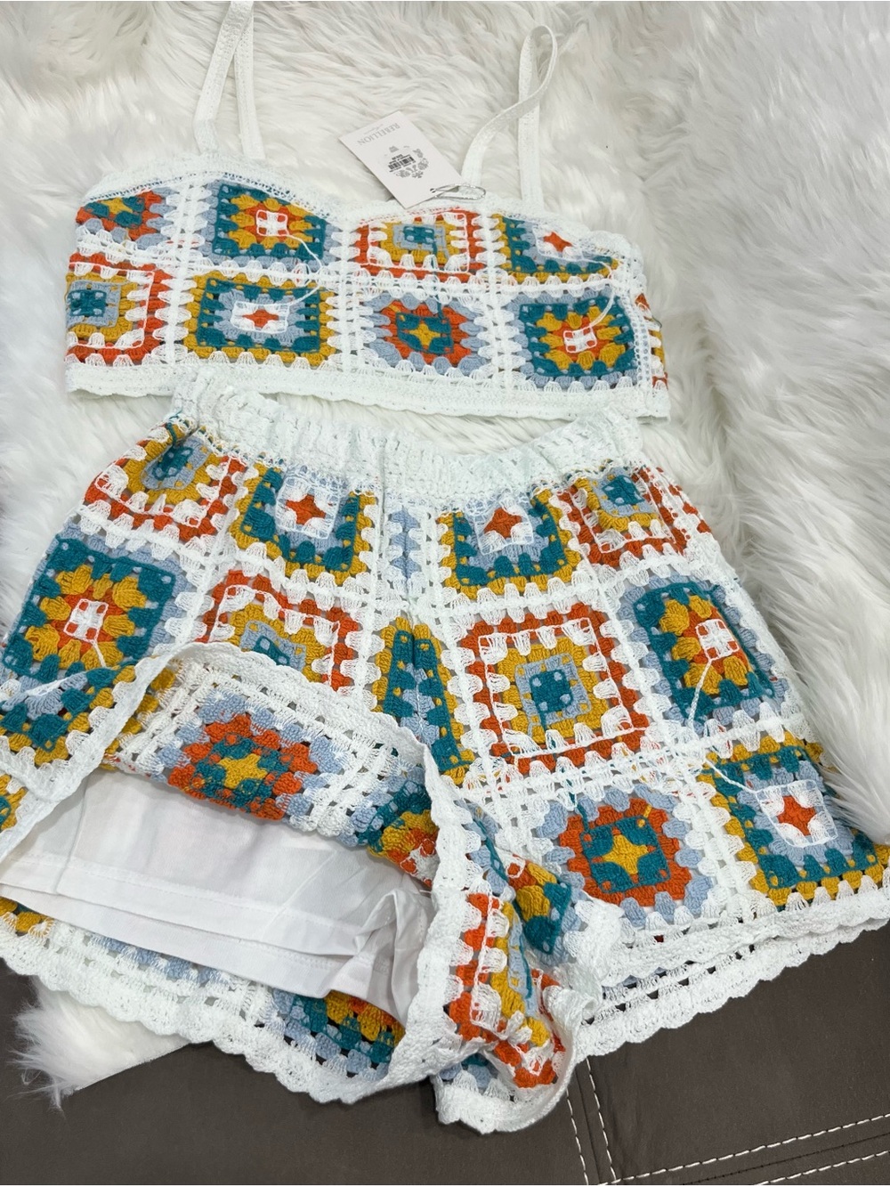 Rebellion Crochet 2-Piece Set | Granny Square Crop Top (M) & Lined Shorts (S) - Picture 2 of 9